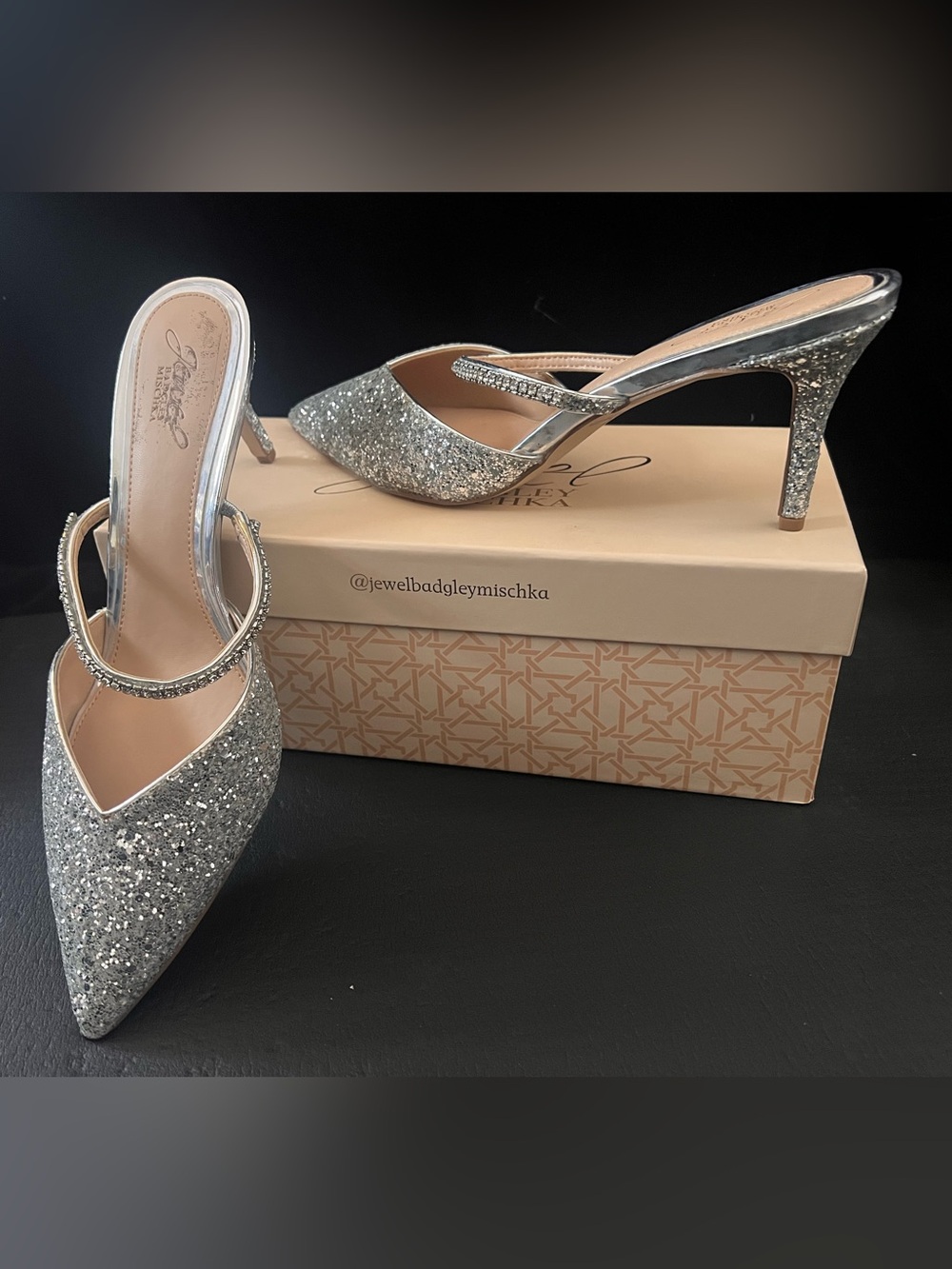 Badgley Mischka Silver Glitter Pointed-Toe Crystal Strap Mules